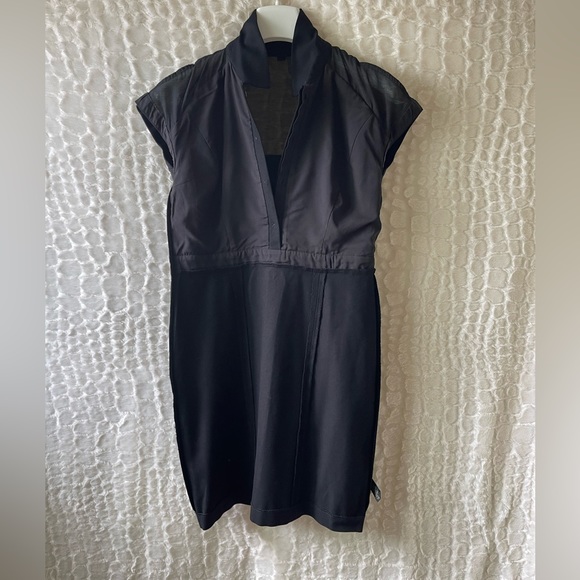 ANN TAYLOR a button down top. Point collar black dress. Size (8). - Picture 12 of 15